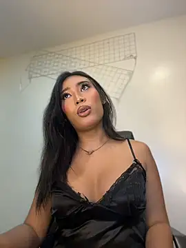 hugecock_tamira Webcam show