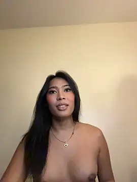 hugecock_tamira 在線直播表演