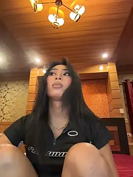 hugecock_tamira's Webcam Show