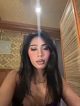 hugecock_tamira Adlı Modelin Web Kamerası Şovu