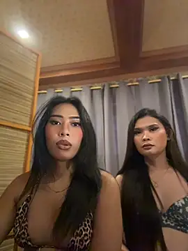hugecock_tamira Webcam-Show