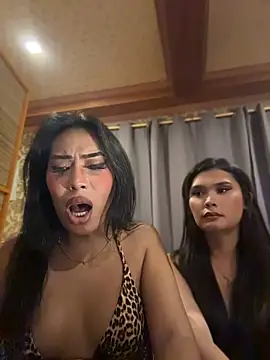 hugecock_tamira 在線直播表演