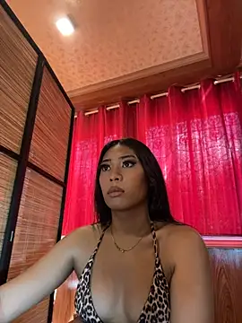 hugecock_tamira Pertunjukan Webcam