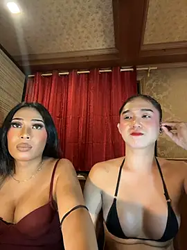 hugecock_tamira Adlı Modelin Web Kamerası Şovu