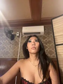 hugecock_tamira – webcam-show
