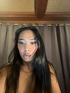 โชว์เว็บแคมของ hugecock_tamira