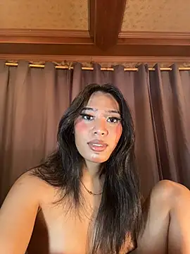 hugecock_tamira Шоу с уебкамера