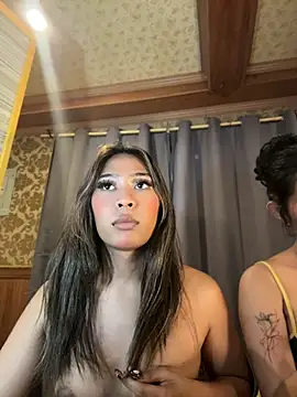 hugecock_tamira Webcam-Show