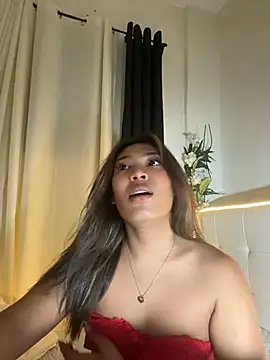 hugecock_tamira Pertunjukan Webcam