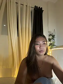 Webkamerová show hugecock_tamira