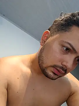 ORTIZ96hot: вебкам-шоу