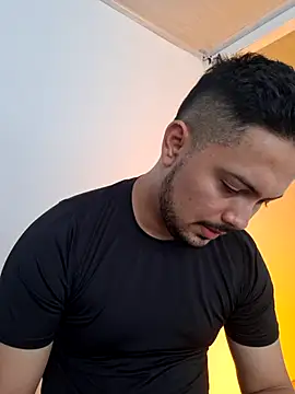 ORTIZ96hot Webcam show