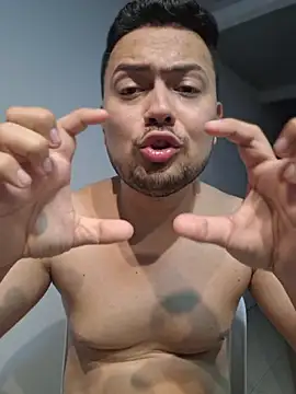 ORTIZ96hot's Webcam Show
