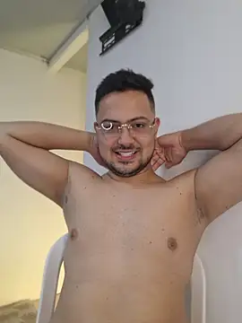 ORTIZ96hot Webcamshow