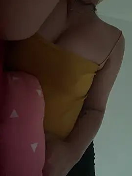 Suki-love 在線直播表演