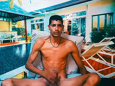 Show de IndianSavageMale na webcam