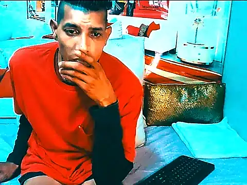 Webkamerová show IndianSavageMale