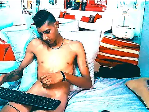 IndianSavageMale – webcam-show