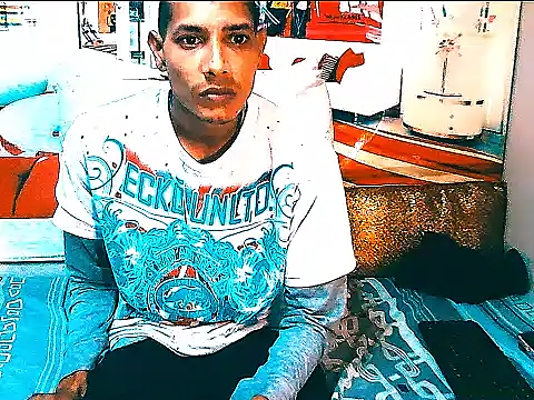 Вебкам-шоу IndianSavageMale