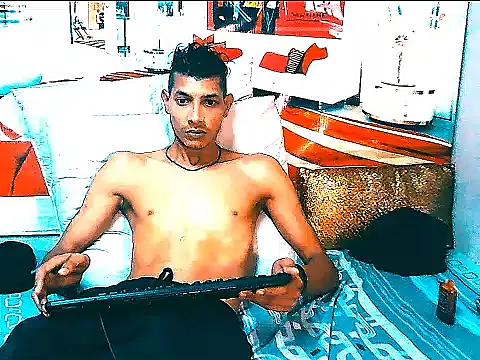Webkamerová show IndianSavageMale