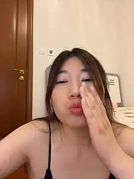 qiuqiu_018 Show Webcam