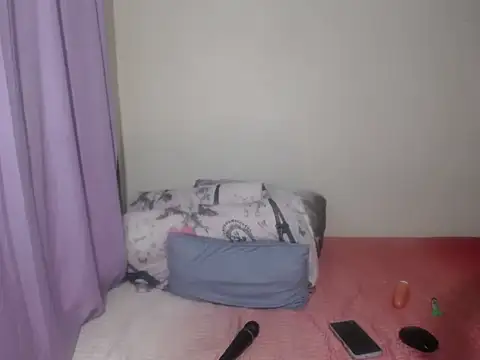 Thick-Pussy16n Live chat-huone
