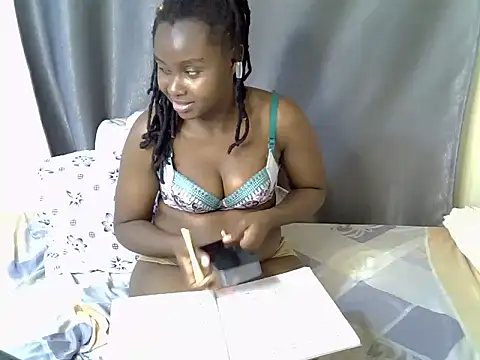 SexxyLindseyn Live XXX chat