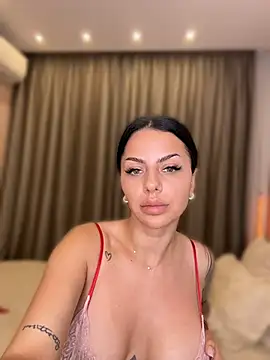 Ivy_Trixx Шоу с уебкамера