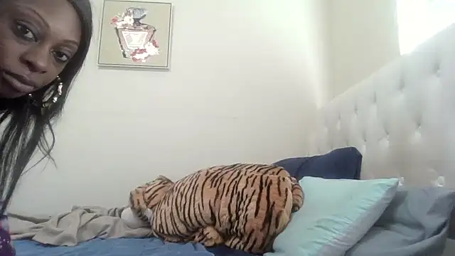 Prettylondond's Webcam Show