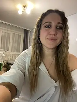 MarieHeartt Chat XXX in diretta