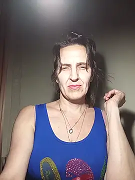 Alene_Lorrie: διαδικτυακό σόου στην κάμερα