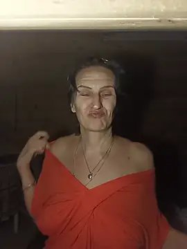XXX chat uživo modela Alene_Lorrie