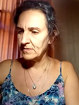Živý XXX chat Alene_Lorrie