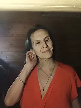 XXX chat uživo modela Alene_Lorrie