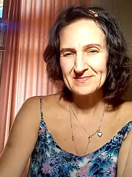 Alene_Lorrie Adlı Modelin Canlı XXX Sohbeti
