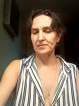 Živý XXX chat Alene_Lorrie