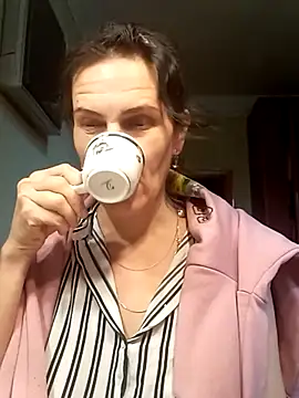 Živý XXX chat Alene_Lorrie