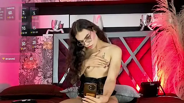 Вебкам-шоу cami_doll_