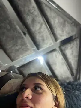 alison_parkerrr26 ওয়েবক্যাম শো