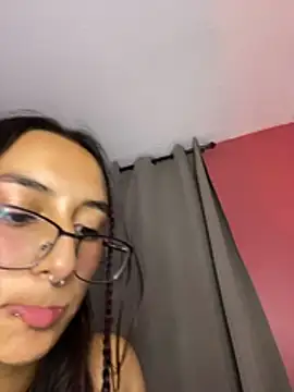 MoonLitDoll's Webcam Show