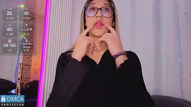 isa_sweet1_ élő XXX-chatje