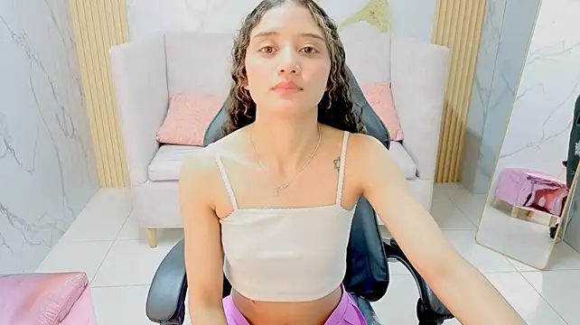 Karol1_s Live XXX Chat