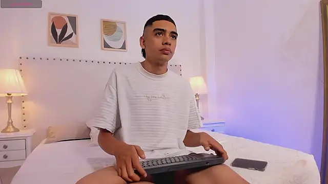 liian_23 Pertunjukan Webcam