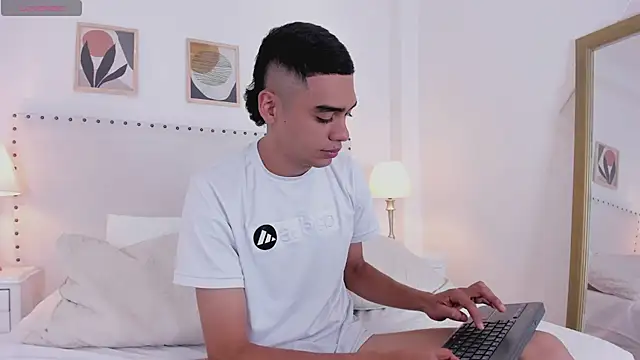 liian_23 webkamerás műsora