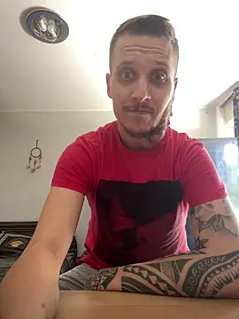 MarkCain69 Show in webcam