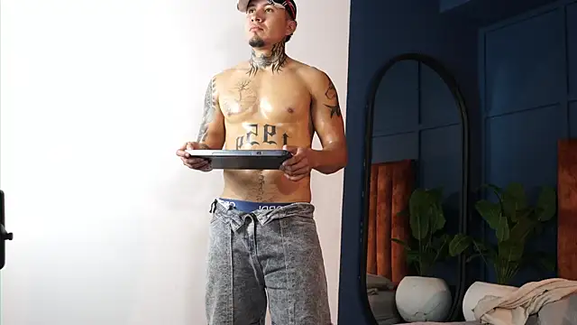 JhonyWestt Webcam-Show