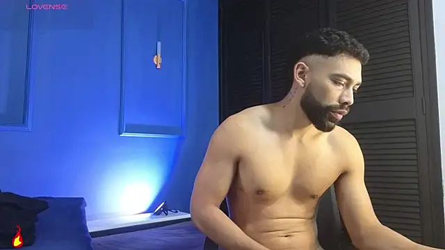 Blade_millerr Show Webcam