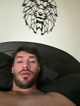 Antonello1223 Show in webcam