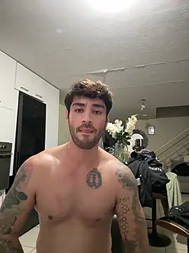 Antonello1223 Show in webcam