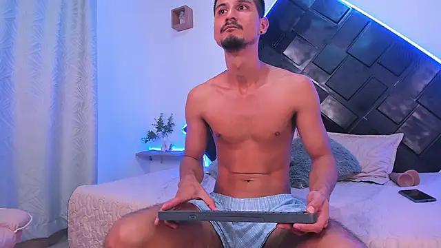 Dante_Fire_ Show Webcam